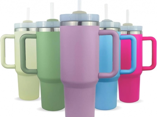 Travel Mug Termico Marca COMET Cap. 600 ml. Botella Termica Acero Inox. 12 hrs. Frio/Calor Cod. W20OT1