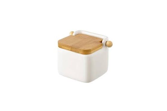 Salero/Especiero/Condimentero Marca VESSIA Ceramica Blanca Tapa Bamboo Cap. 800 ml. Medidas; 11 x 11 x 11 de alto Cod. 90961