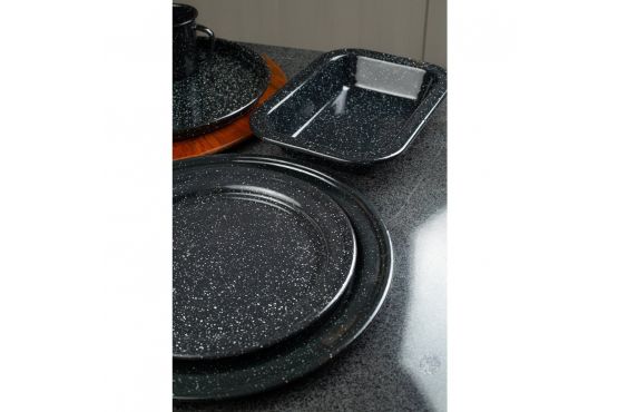 PLATO ACERO VITRIFICADO MARCA CINSA 22 CMS. DE DIAMETRO COLOR NEGRO COD. C315625